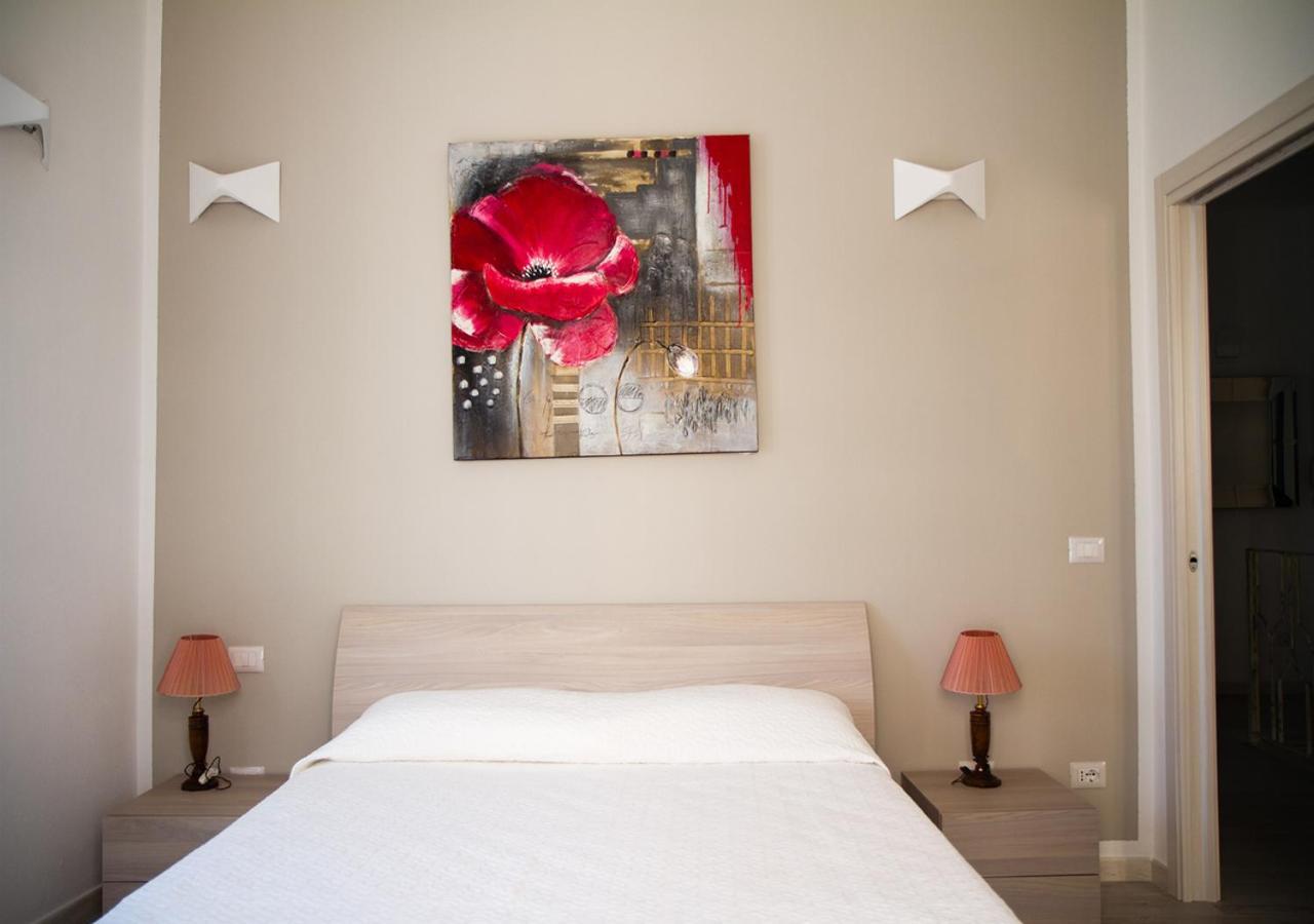 Murphy Holiday Home - Residenza XX Settembre La Maddalena  Exterior foto